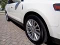 2010 White Platinum Metallic Tri-Coat Lincoln MKT FWD  photo #26