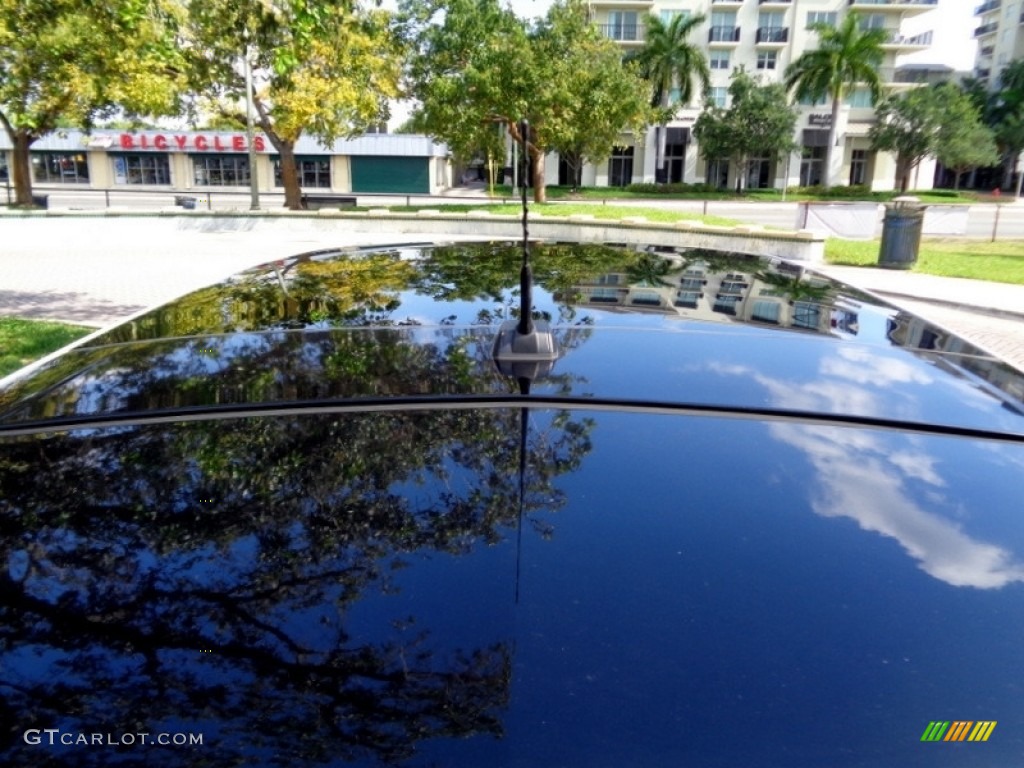 2010 Lincoln MKT FWD Sunroof Photos