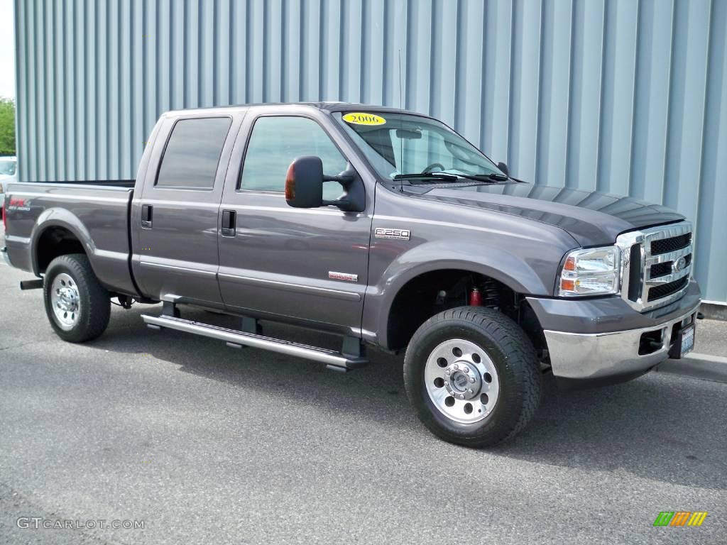 2006 F250 Super Duty XLT Crew Cab 4x4 - Dark Shadow Gray Metallic / Medium Flint photo #1