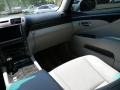 Mercury Silver Metallic - LS 460 Photo No. 14
