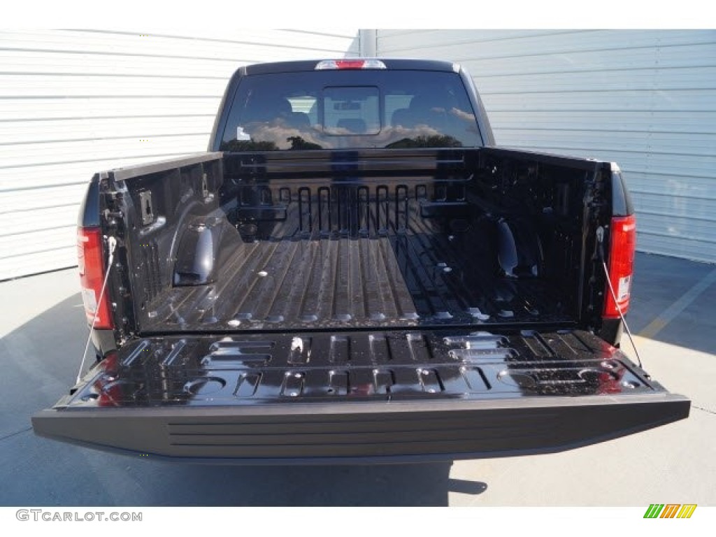 2017 F150 XLT SuperCrew - Shadow Black / Black photo #8