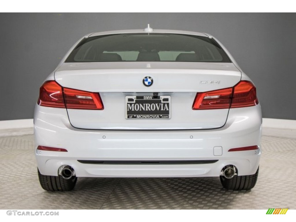 2017 5 Series 530i Sedan - Glacier Silver Metallic / Black photo #4