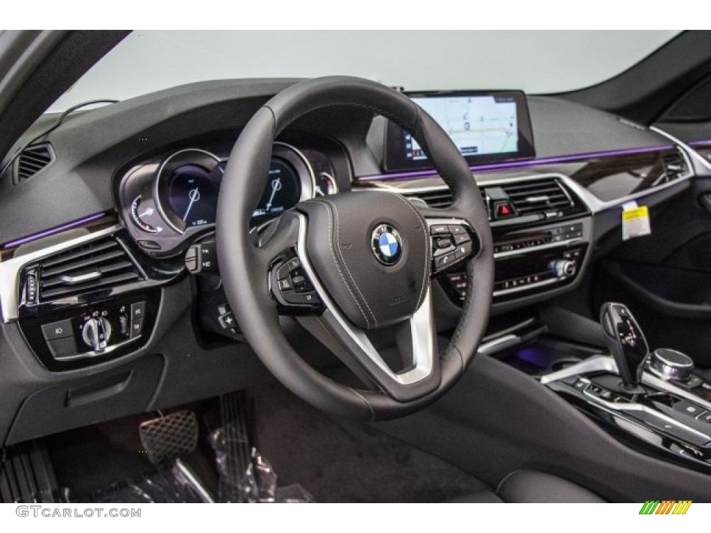 2017 5 Series 530i Sedan - Glacier Silver Metallic / Black photo #5