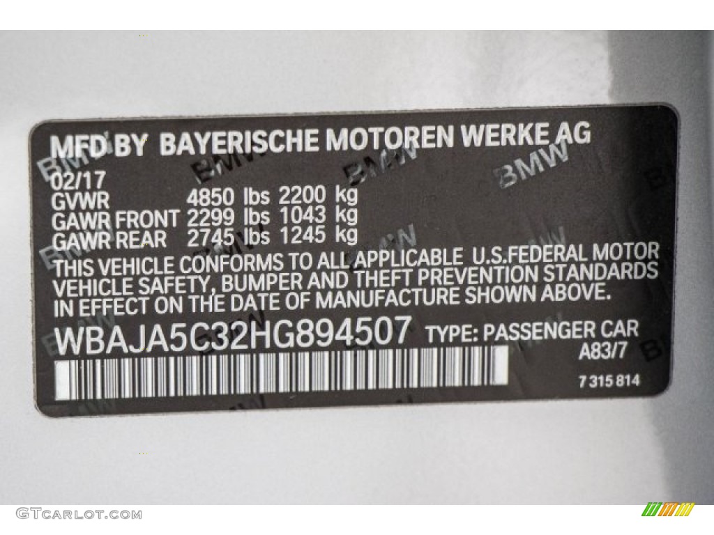 2017 5 Series 530i Sedan - Glacier Silver Metallic / Black photo #11
