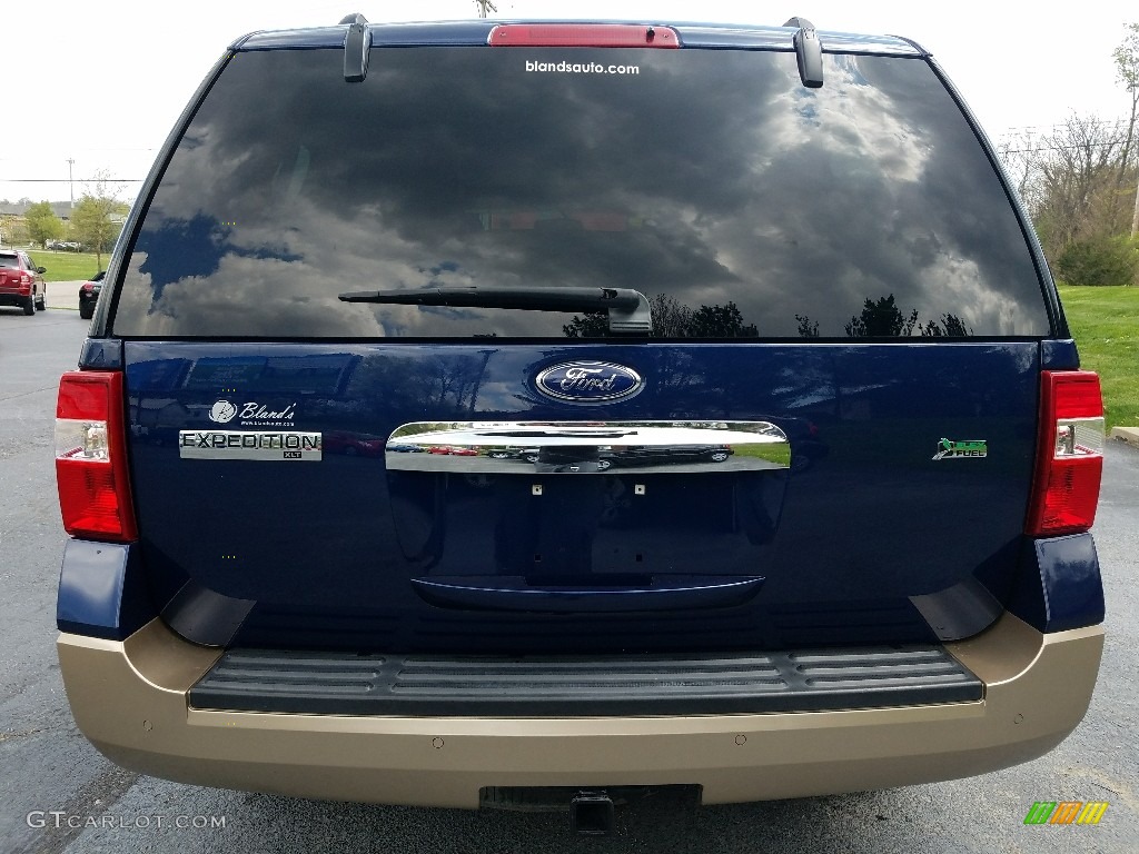 2011 Expedition XLT - Dark Blue Pearl Metallic / Camel photo #5