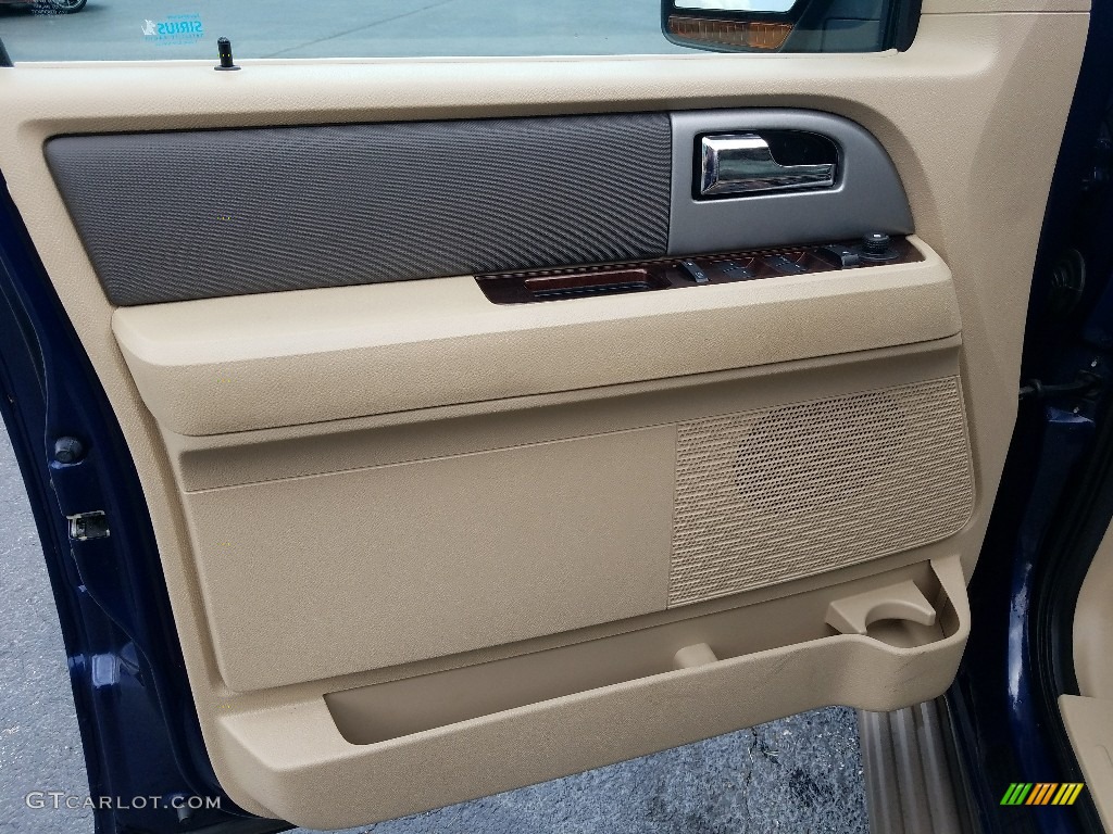 2011 Expedition XLT - Dark Blue Pearl Metallic / Camel photo #16