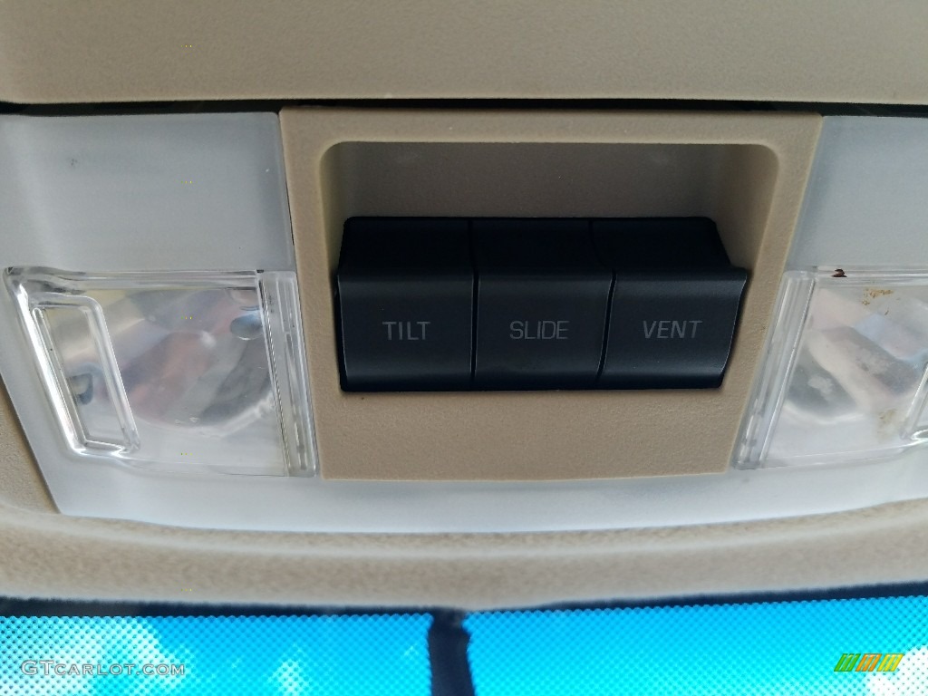2011 Expedition XLT - Dark Blue Pearl Metallic / Camel photo #31
