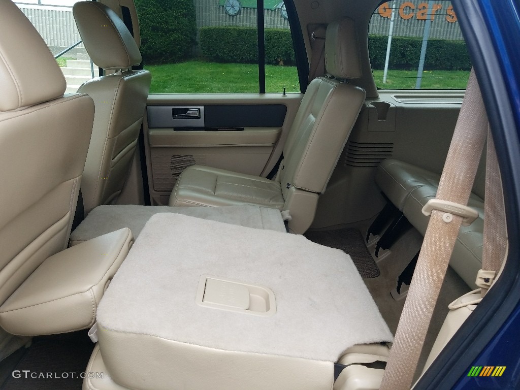 2011 Expedition XLT - Dark Blue Pearl Metallic / Camel photo #37