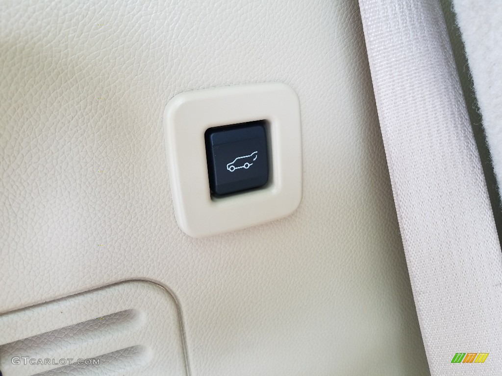 2011 Expedition XLT - Dark Blue Pearl Metallic / Camel photo #38