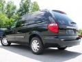 2007 Brilliant Black Crystal Pearl Chrysler Town & Country Touring  photo #3