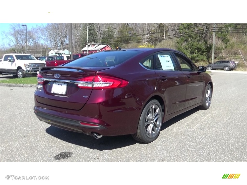 2017 Fusion SE - Burgundy Velvet / Ebony photo #23