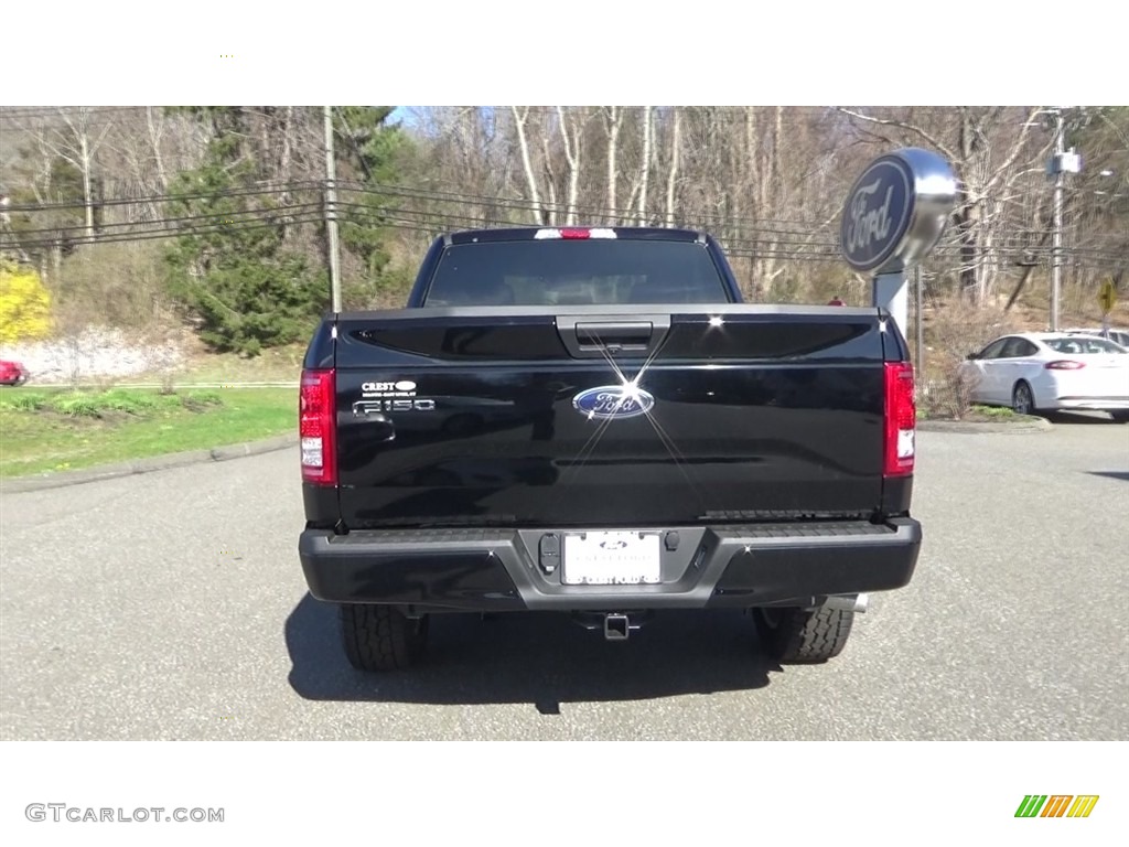 2017 F150 XL SuperCab 4x4 - Shadow Black / Black photo #6