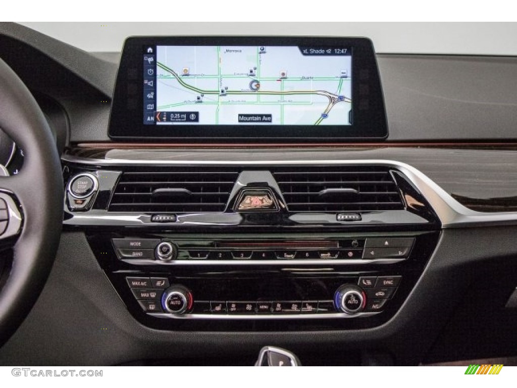 2017 5 Series 530i Sedan - Alpine White / Black photo #6