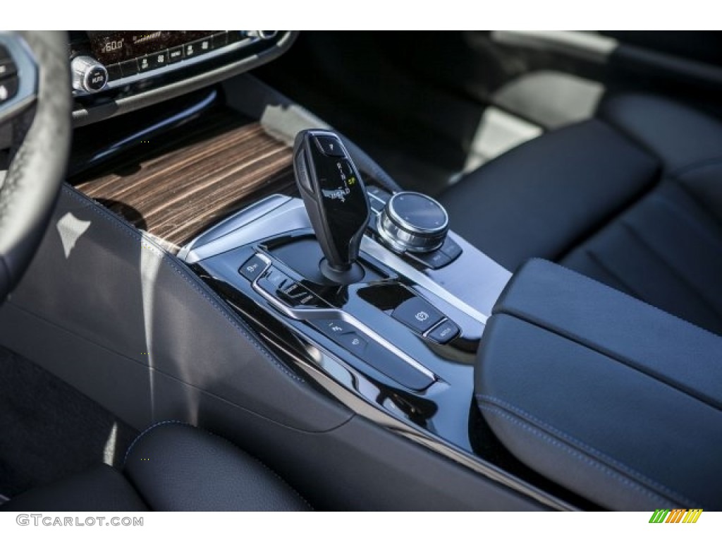 2017 5 Series 540i Sedan - Black Sapphire Metallic / Black photo #7