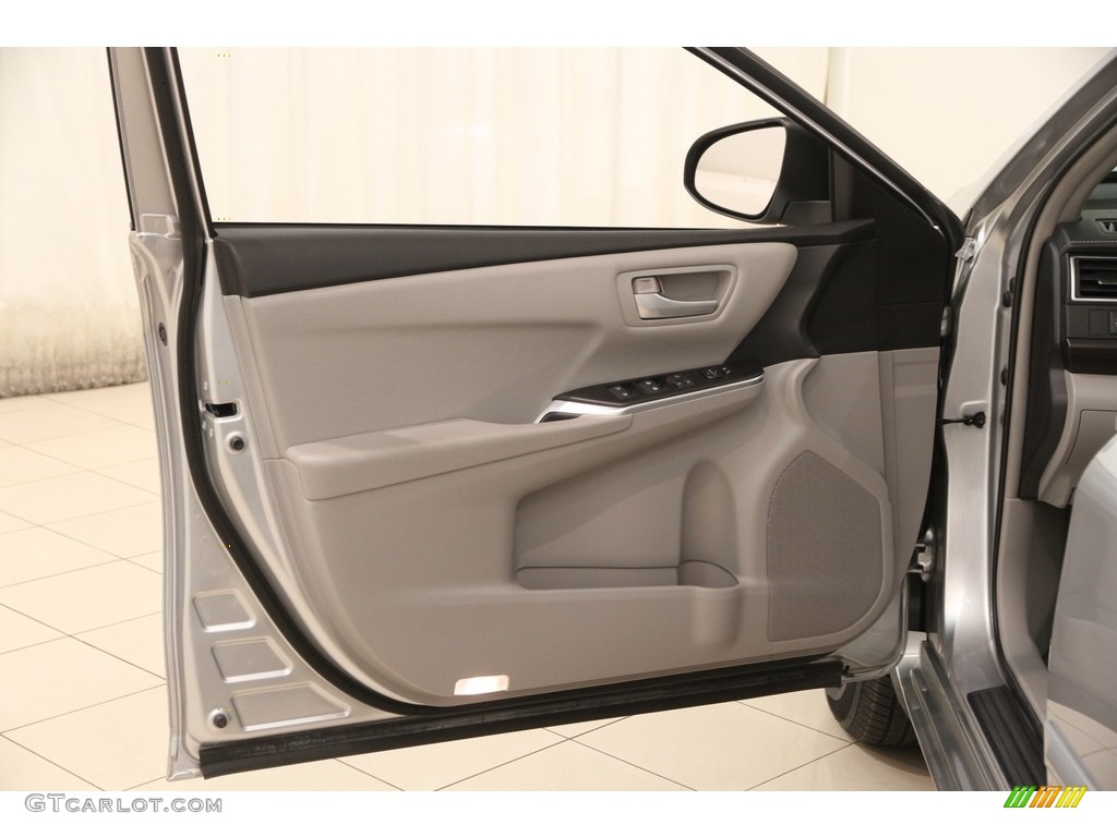 2015 Toyota Camry LE Ash Door Panel Photo #119927191