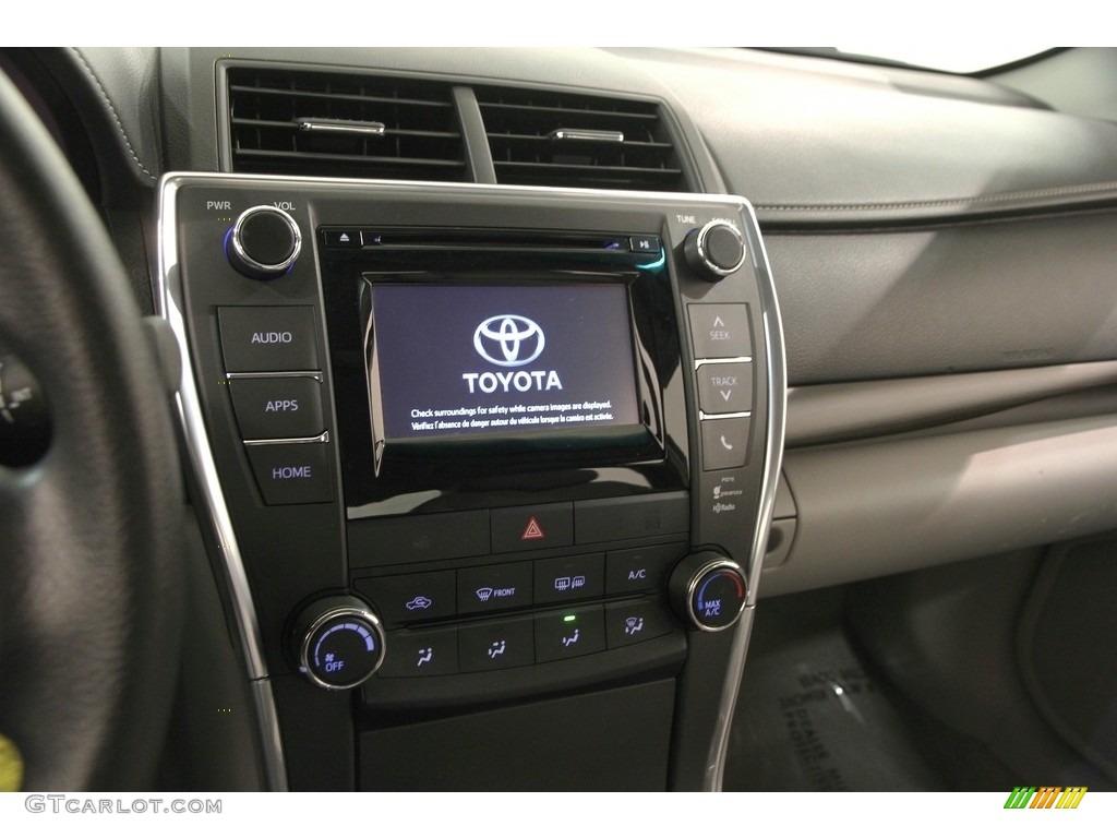 2015 Toyota Camry LE Controls Photo #119927275