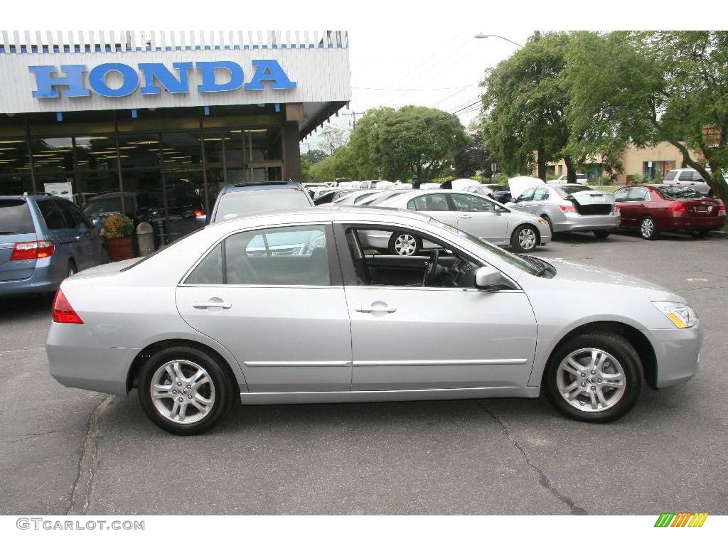 2006 Accord EX Sedan - Alabaster Silver Metallic / Black photo #4
