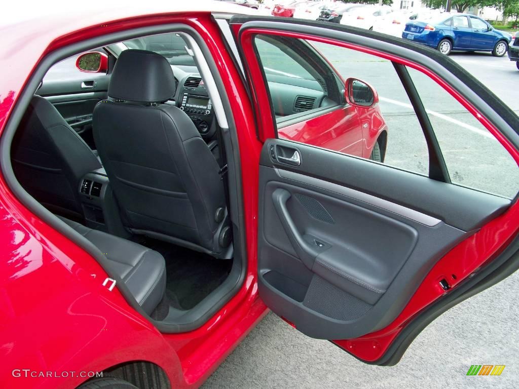 2008 Jetta Wolfsburg Edition Sedan - Salsa Red / Anthracite Black photo #17