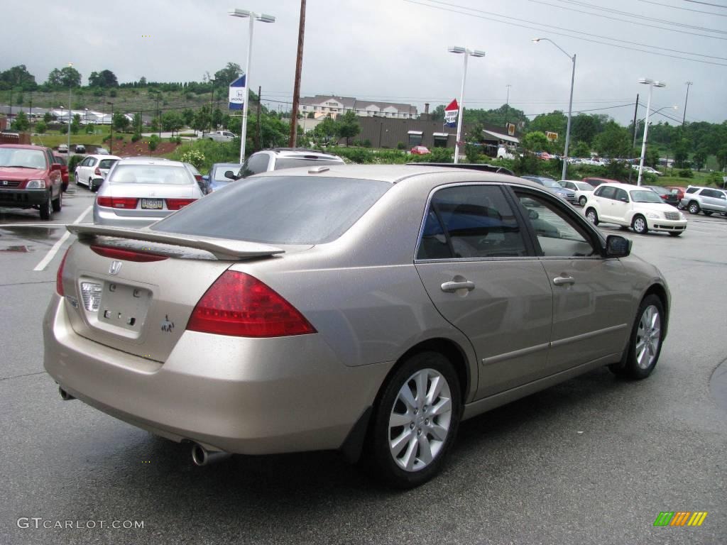 2006 Accord EX-L V6 Sedan - Desert Mist Metallic / Ivory photo #7