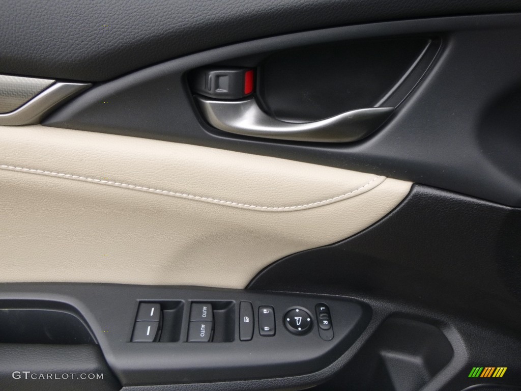 2017 Honda Civic EX-L Navi Hatchback Door Panel Photos