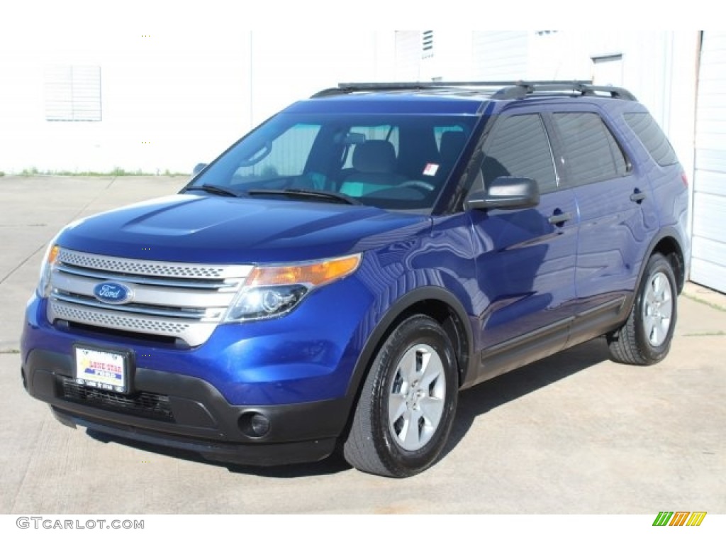 2013 Explorer FWD - Deep Impact Blue Metallic / Medium Light Stone photo #3