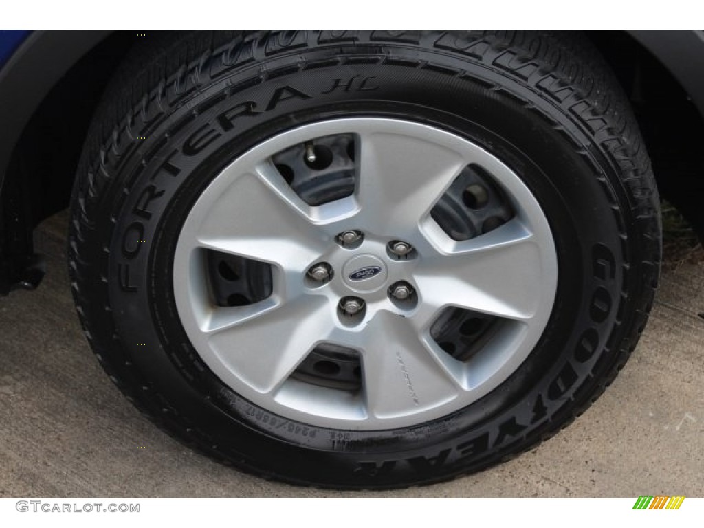 2013 Explorer FWD - Deep Impact Blue Metallic / Medium Light Stone photo #12