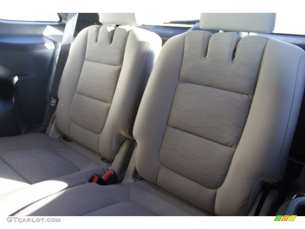 2013 Explorer FWD - Deep Impact Blue Metallic / Medium Light Stone photo #29