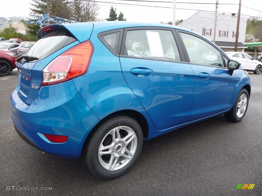 Blue Candy 2017 Ford Fiesta SE Hatchback Exterior Photo #119980507