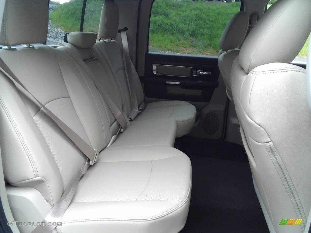 Canyon Brown/Light Frost Beige Interior 2017 Ram 1500 Laramie Crew Cab 4x4 Photo #119980927
