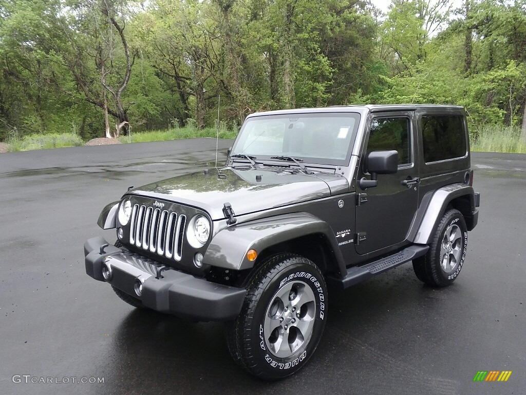 2017 Wrangler Sahara 4x4 - Granite Crystal Metallic / Black/Dark Saddle photo #2