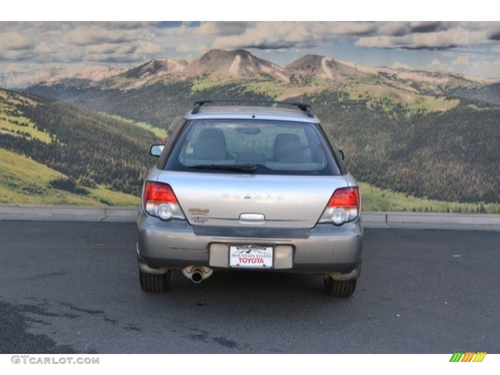 2004 Impreza Outback Sport Wagon - Platinum Silver Metallic / Gray photo #8