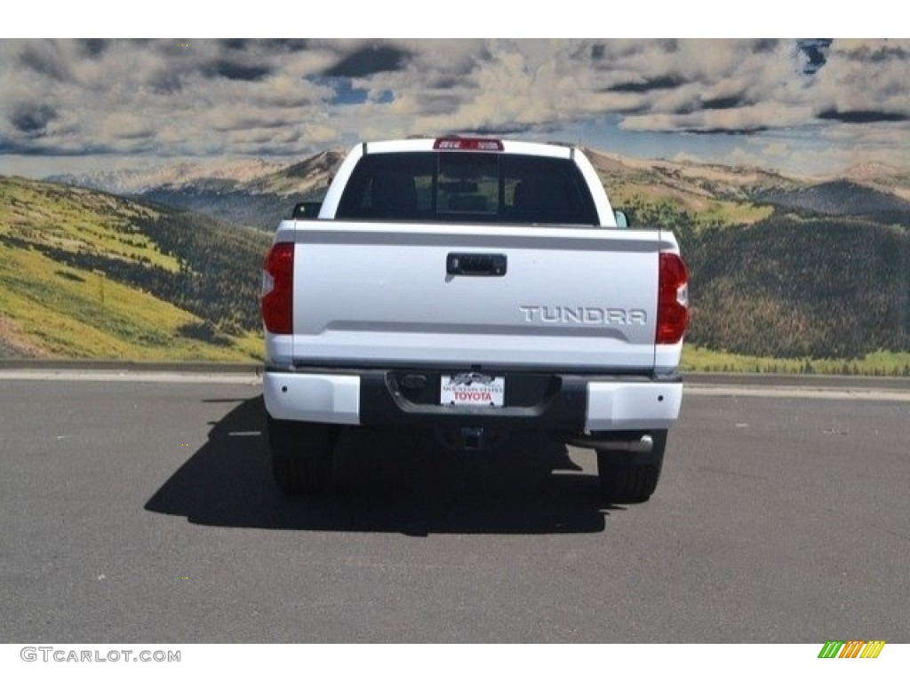 2017 Tundra SR5 Double Cab 4x4 - Super White / Graphite photo #4