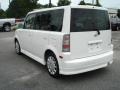 Polar White - xB  Photo No. 3