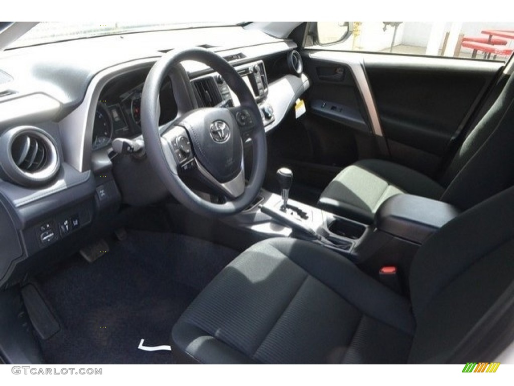 Black Interior 2017 Toyota RAV4 LE Photo #119991942