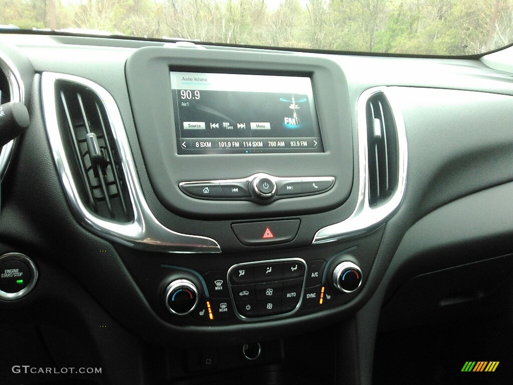 2018 Chevrolet Equinox LT AWD Controls Photo #119995119