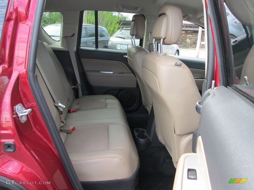 2014 Compass Latitude 4x4 - Deep Cherry Red Crystal Pearl / Dark Slate Gray/Light Pebble photo #18