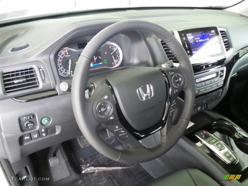 Black Interior 2017 Honda Pilot Touring AWD Photo #120000111