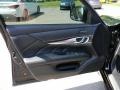 Black Obsidian - M 37 Sedan Photo No. 18