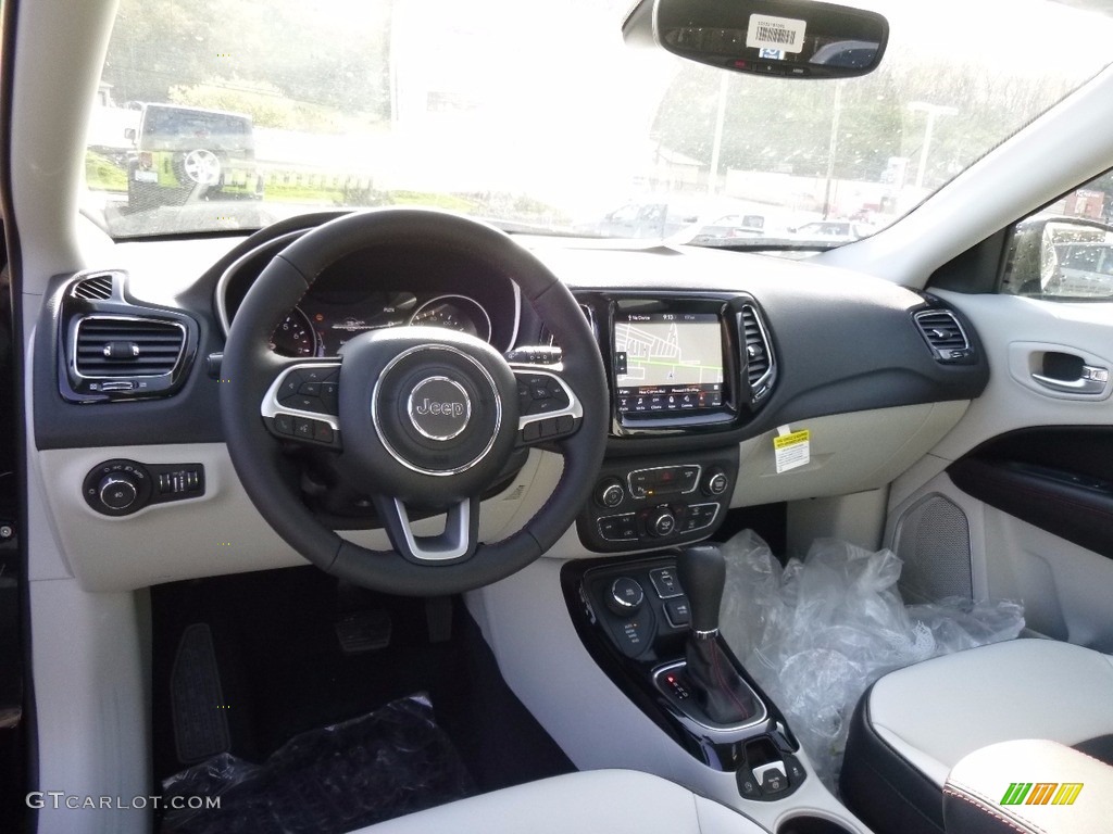 Black/Ski Gray Interior 2017 Jeep Compass Limited 4x4 Photo #120004248