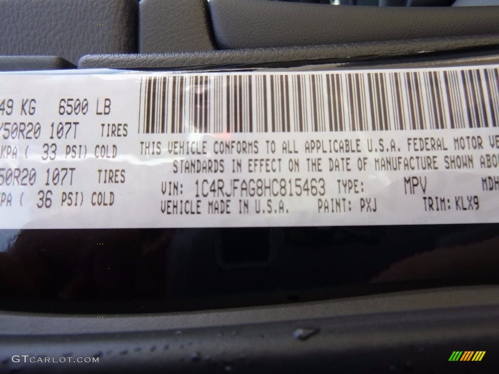 2017 Grand Cherokee Laredo 4x4 - Diamond Black Crystal Pearl / Black photo #15