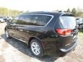 2017 Brilliant Black Crystal Pearl Chrysler Pacifica Touring L Plus  photo #4