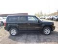 Black - Patriot Sport 4x4 Photo No. 6
