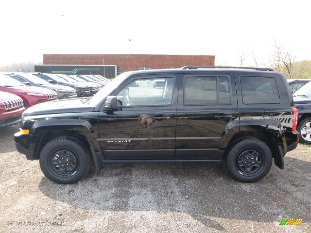 2017 Patriot Sport 4x4 - Black / Dark Slate Gray photo #3