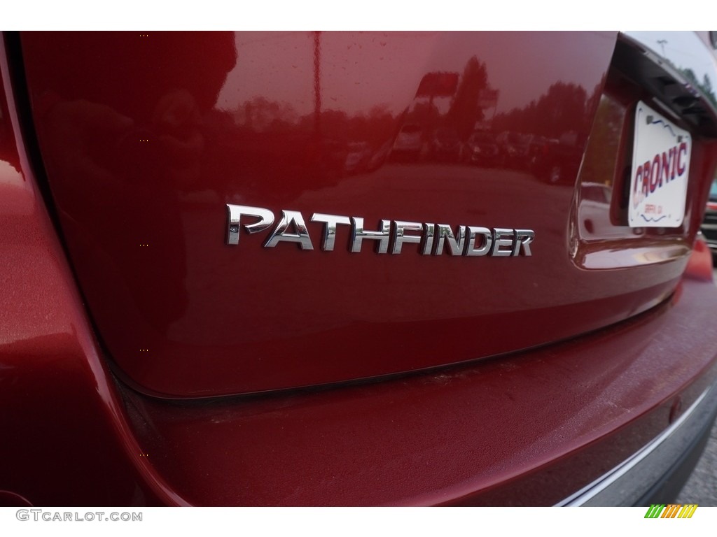 2017 Pathfinder SV - Cayenne Red / Charcoal photo #15