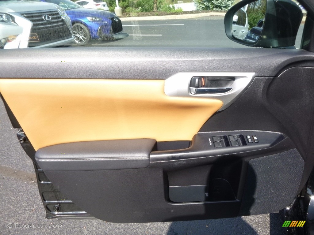 2011 CT 200h Hybrid Premium - Obsidian Black / Caramel photo #11