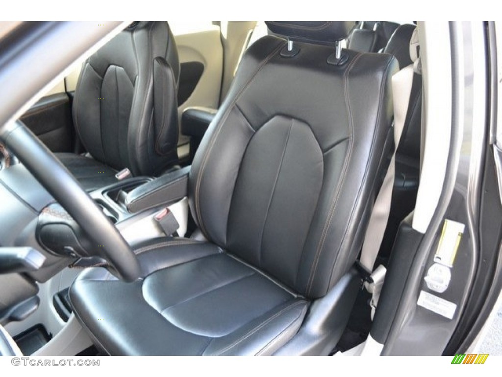 2017 Pacifica Touring L - Granite Crystal Metallic / Black/Alloy photo #11