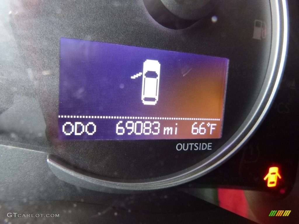 2011 CT 200h Hybrid Premium - Obsidian Black / Caramel photo #25