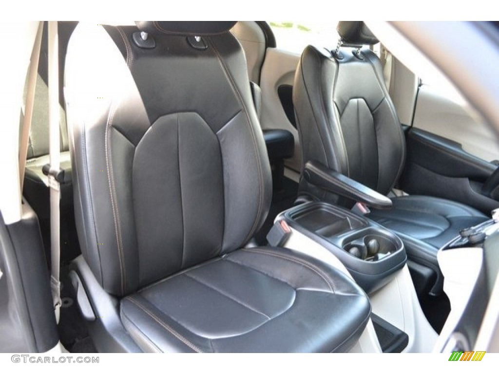 2017 Pacifica Touring L - Granite Crystal Metallic / Black/Alloy photo #16