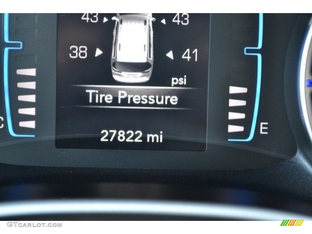 2017 Pacifica Touring L - Granite Crystal Metallic / Black/Alloy photo #27