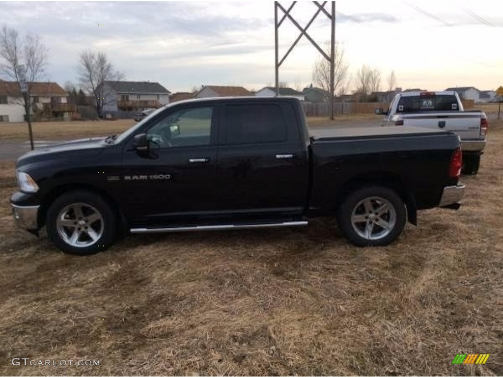 2011 Ram 1500 SLT Crew Cab 4x4 - Brilliant Black Crystal Pearl / Dark Slate Gray/Medium Graystone photo #1